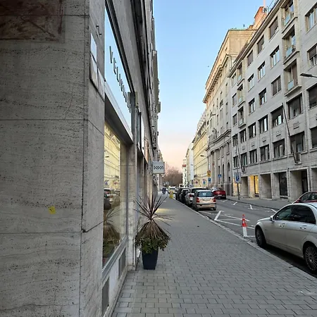Oldtown 130m2 ,60m2 Terrace And 2 Bathrooms Apartment Bratislava