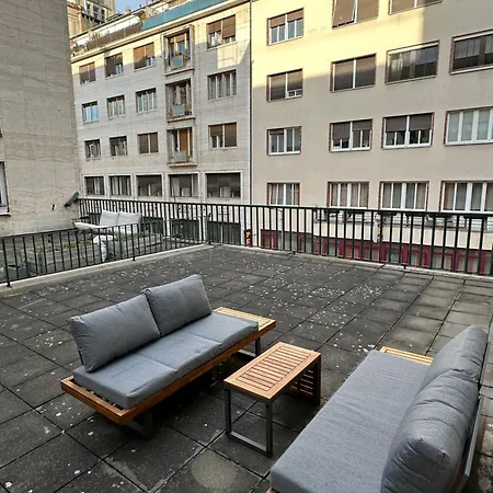 Oldtown 130m2 ,60m2 Terrace And 2 Bathrooms Apartment Bratislava